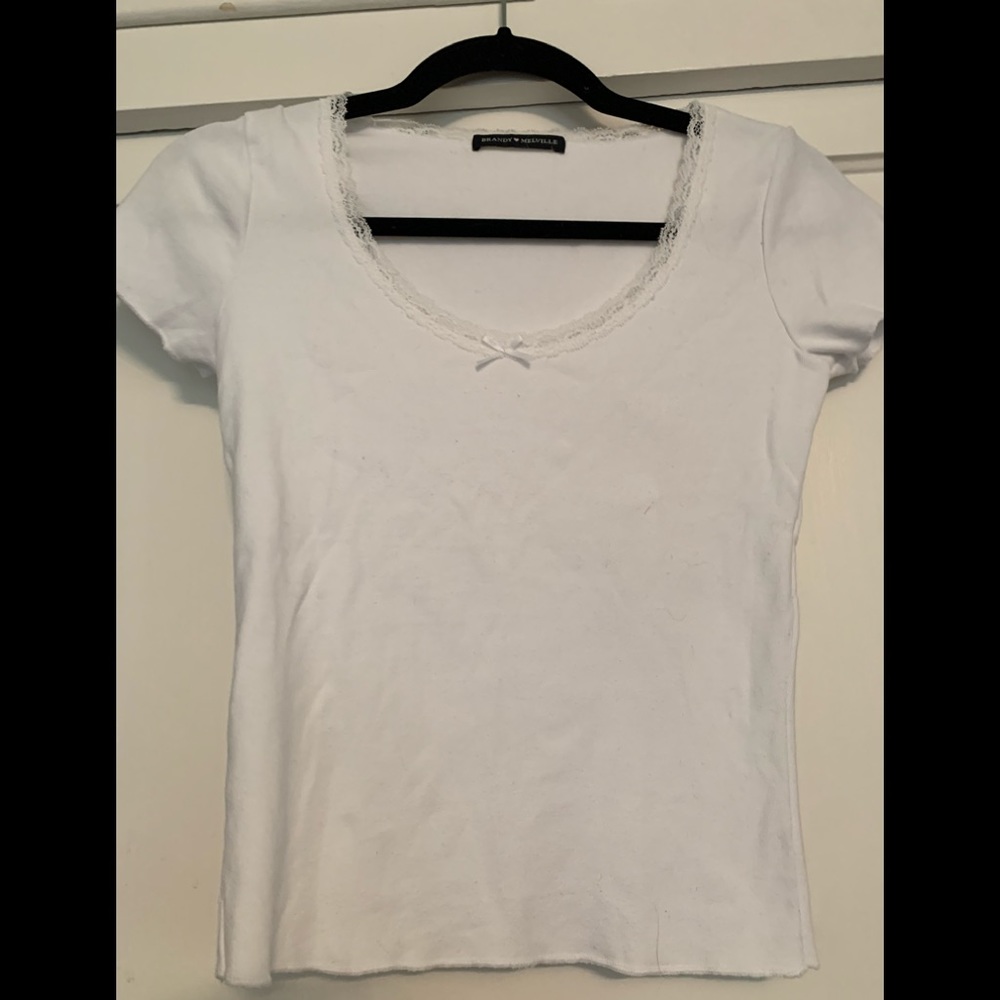 NEVER WORN brandy melville basic white tee